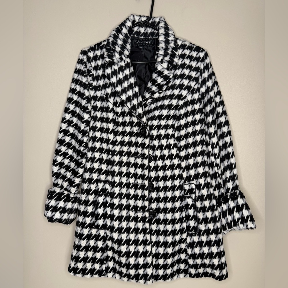 Chime Monochrome Houndstooth Pea Coat